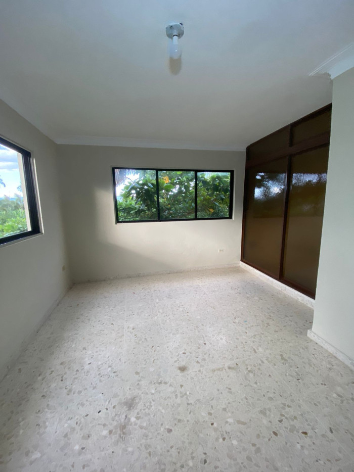 CASA DE DOS NIVELES EN PUNAL, SANTIAGO. — foto 8
