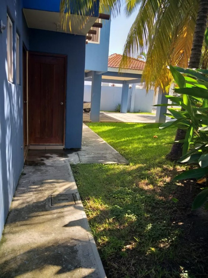 Vendo hermosa casa en condominio de Puerto San José