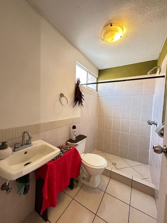 Casa en venta en Cañadas del Rio San Miguel Petapa — foto 3