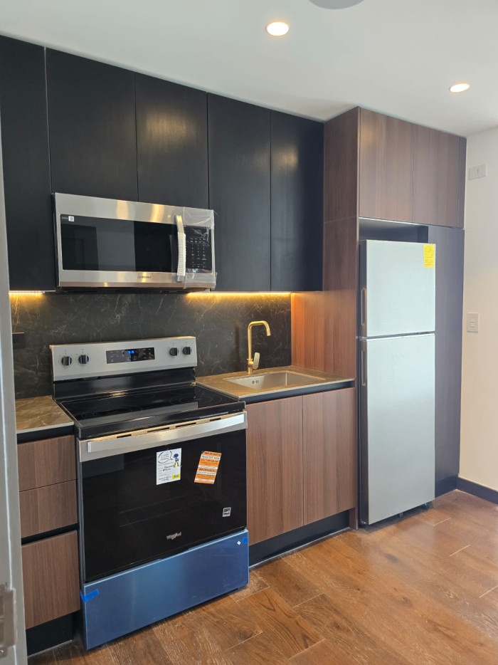 Apartamento en renta en zona 10 Athara - Image 4