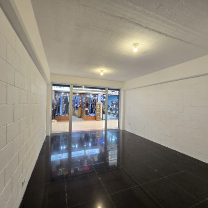 Local Comercial en Renta Metamercado Mixco San Juan - Miniatura 6