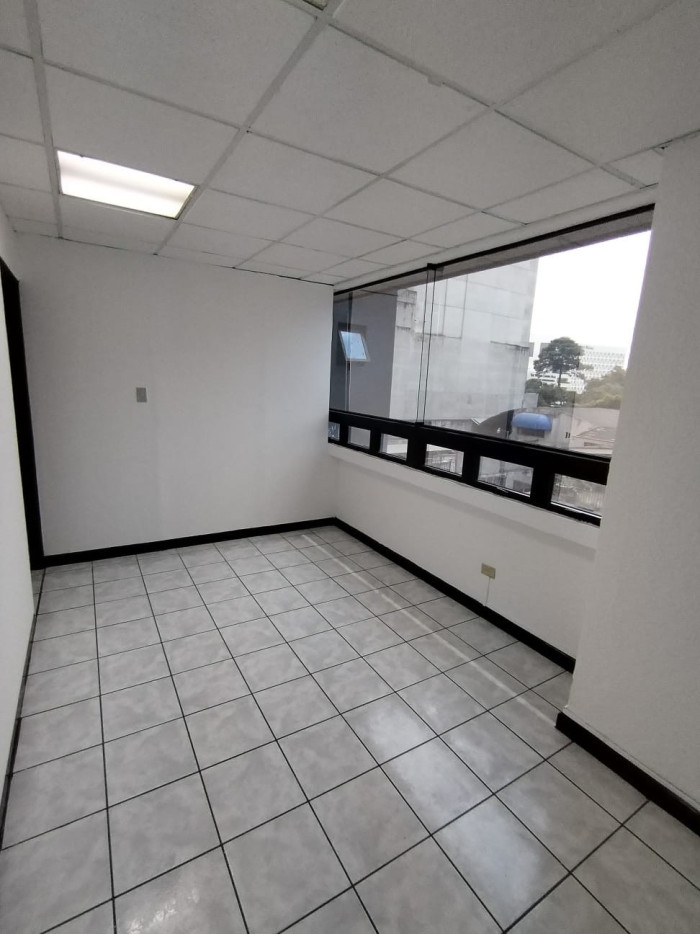 OFICINA EN #RENTA ZONA 10 - Miniatura 17