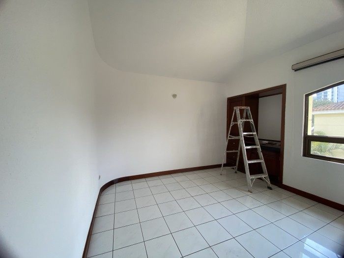 Apartamento en Renta zona 10 Guatemala - Miniatura 15