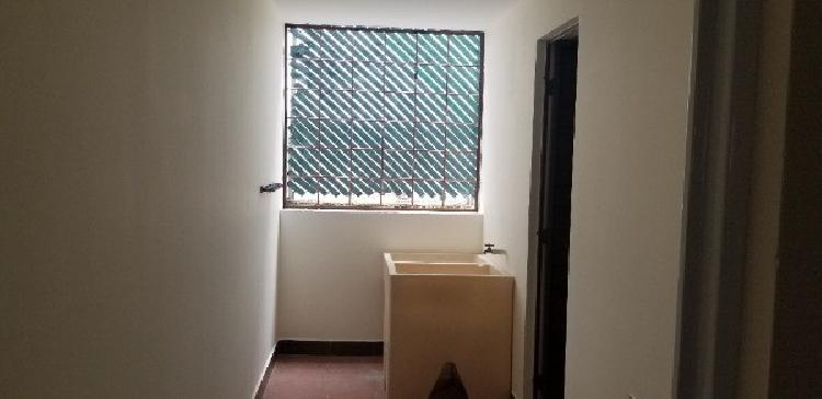 APARTAMENTO EN VENTA EN HACIENDA REAL, ZONA 16, NIVEL 2 — foto 11