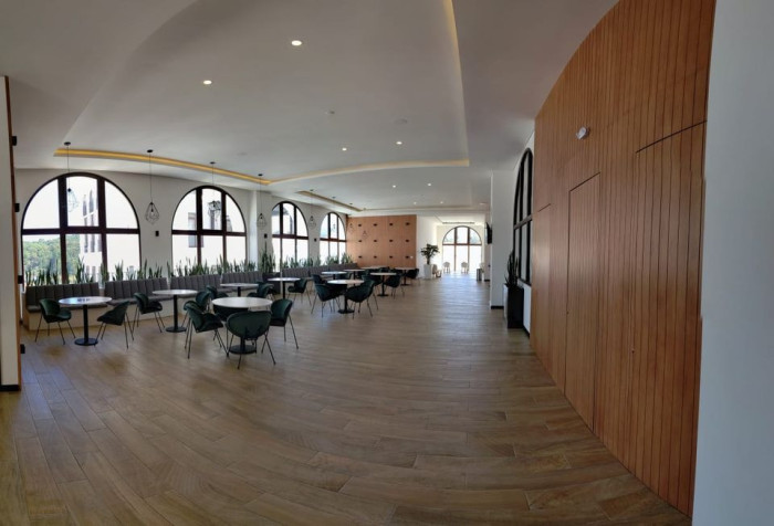 Plus Real Estate renta penthouse en zona 16 — foto 3