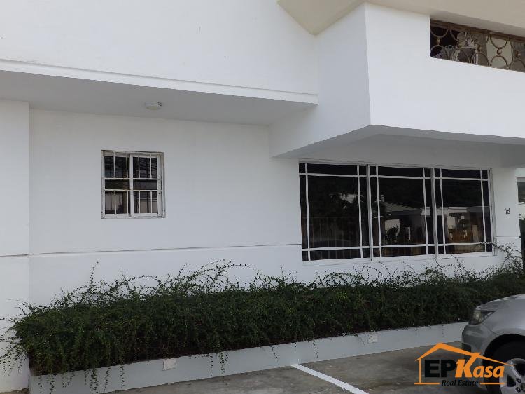 Local Comercial de Alquiler los Jardines Metropolitanos — foto 2
