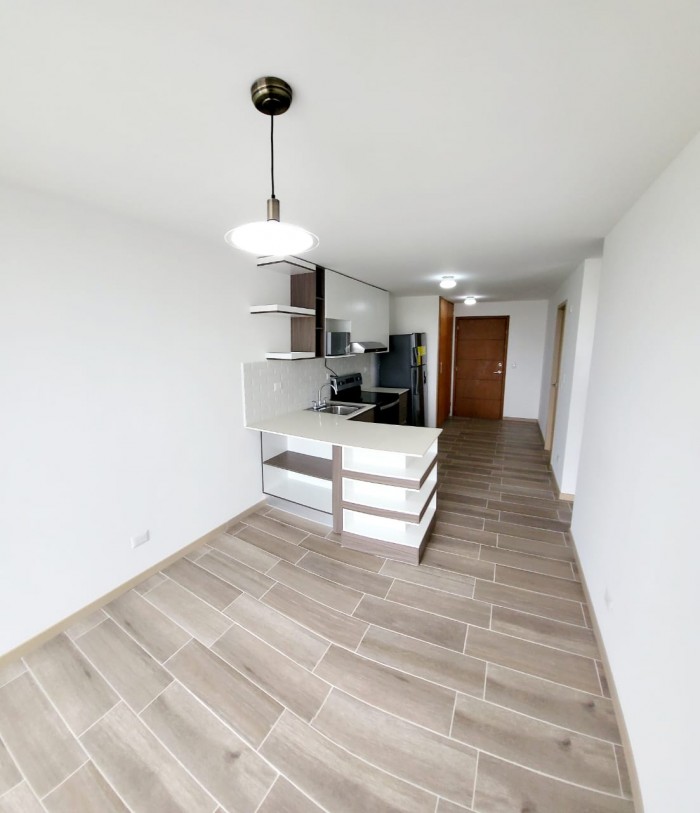 Apartamento en renta en zona 14 Condado Catorce