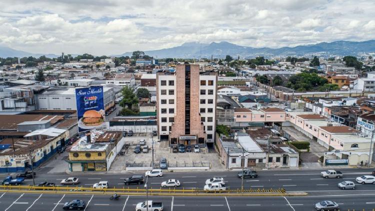 OFICINA EN ALQUILER ZONA 13 CIUDAD GUATEMALA - Image 2