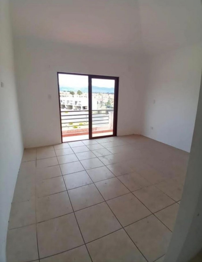 Venta de casa en Vistas del Naranjo, zona 4 de Mixco. - Miniatura 6