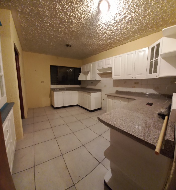 AMPLIA CASA EN VENTA TULAMZU MIXCO ZONA 4 - Image 1