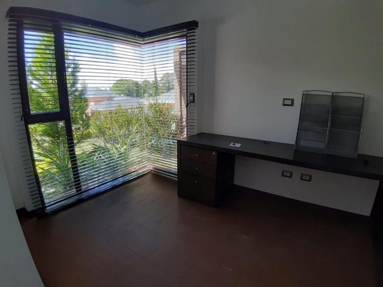 Residencia en venta en Condominio Santa Catarina Guate - Miniatura 11