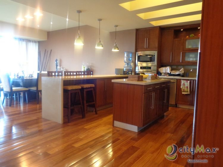 SE VENDE y RENTA Apartamento Exclusivo En Zona 10 - Miniatura 3