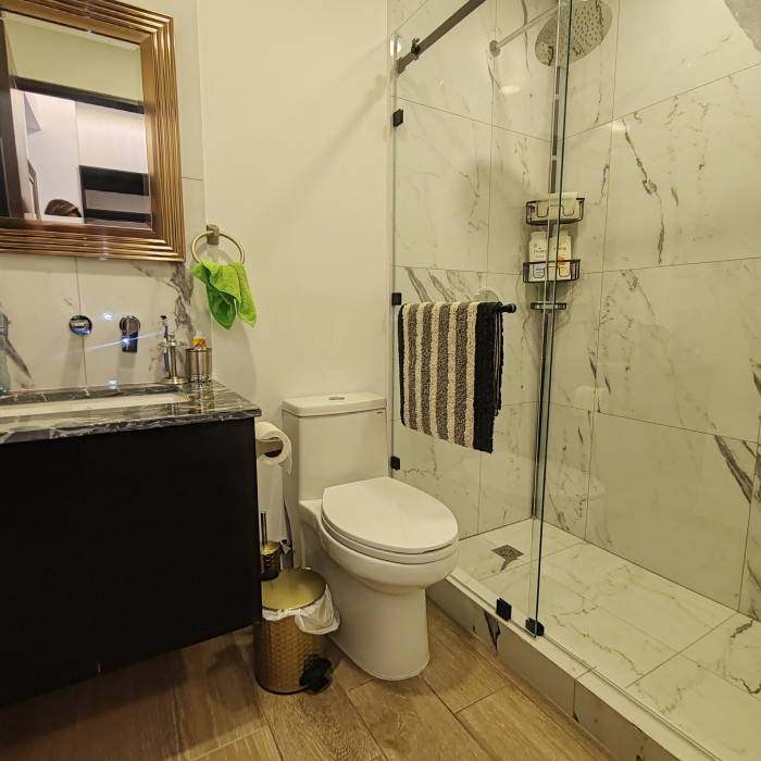 Apartamento Amueblado en Renta en Zona 11 Altaire - Miniatura 15