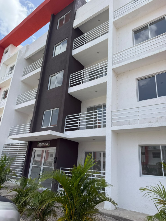 ALQUILER DE APARTAMENTO 2DO NIVEL GARDEN LIFE LICEY - 2