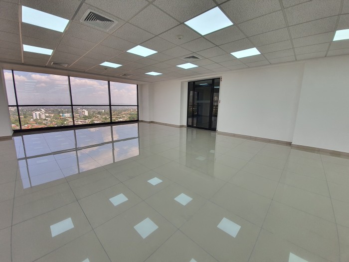 Oficina de 167 metros con acabados en Torre Corporativa - 1