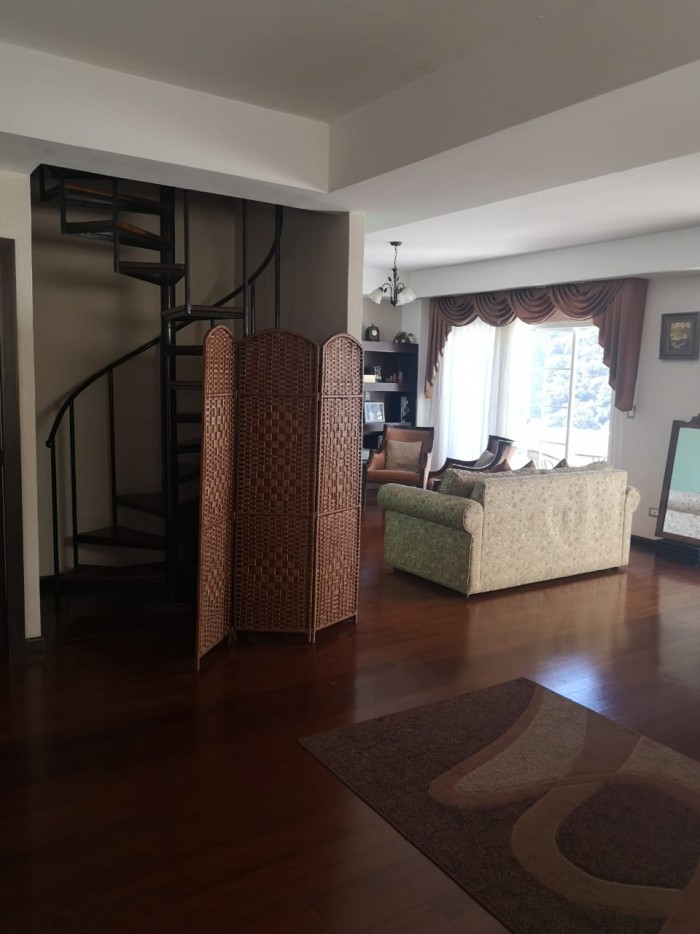 VENDO Apartamento Las Vistas, Zona 16 - Image 3