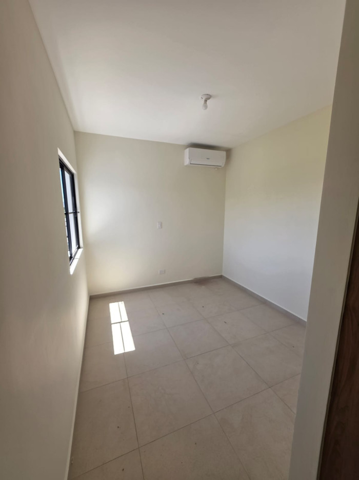 Casa a estrenar en alquiler en Residencial Antibes II - 17
