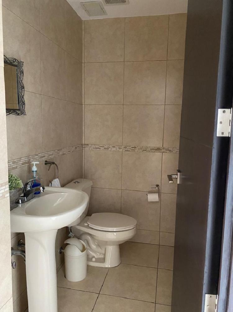 Venta de apartamento en Edificio Mirage, zona 11 - Miniatura 6