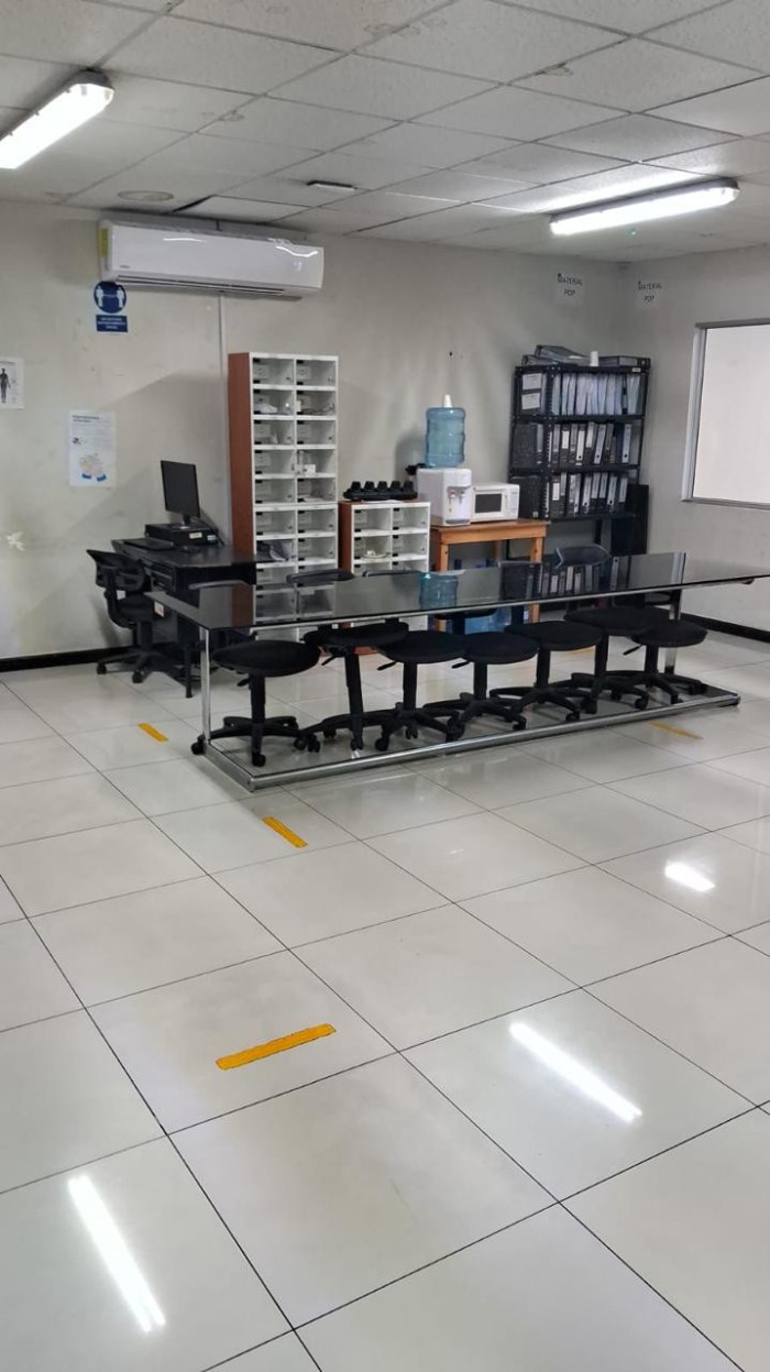 Ofibodega en renta, Km. 6.5 Carretera al Atlántico. - Miniatura 3