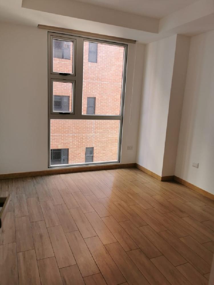 Apartamento en renta zona 10 / City Haus — foto 6