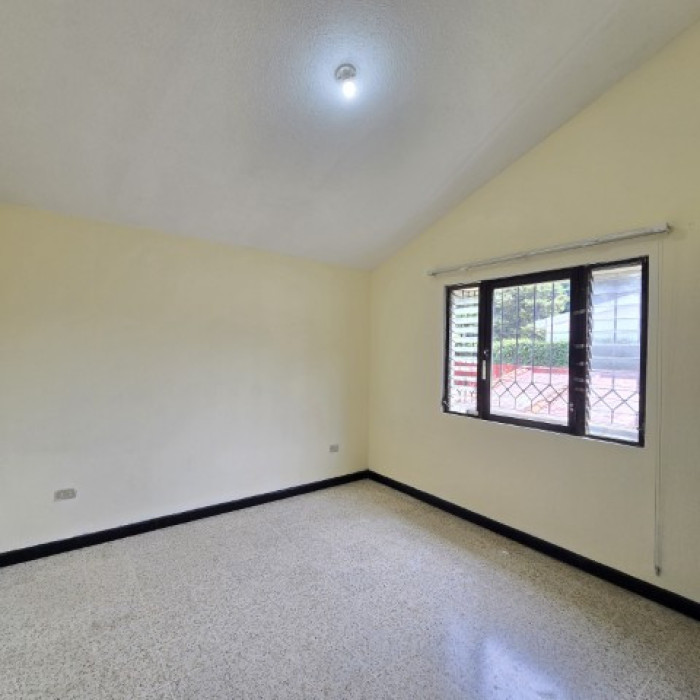 Casa en Venta Zona 12 Colonia Residencial El Bosque - Miniatura 20