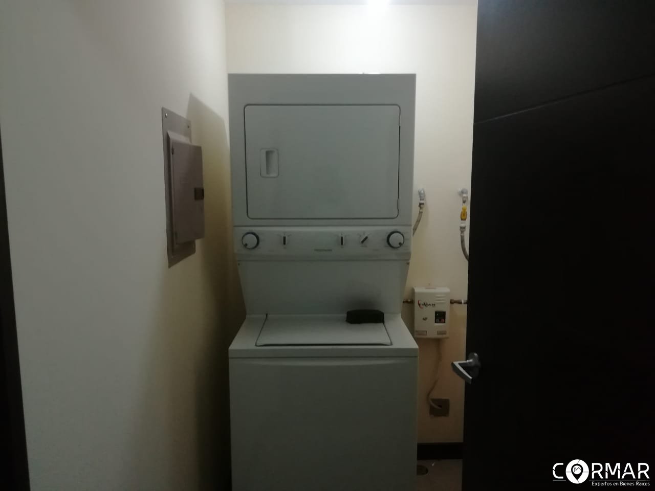 Apartamento en Venta, zona 14 ATTICA 2 - Image 3