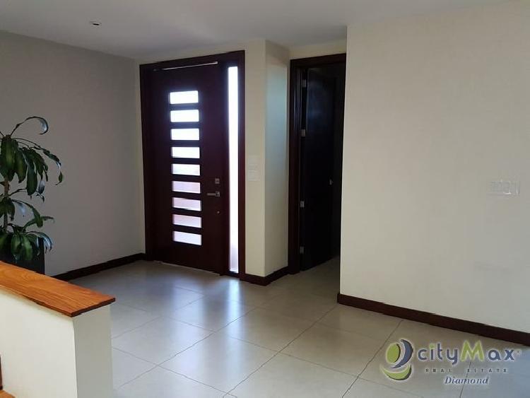 CASA EN VENTA EN EXCLUSIVO CONDOMINIO EN CONDADO CONCEPCION - Image 2