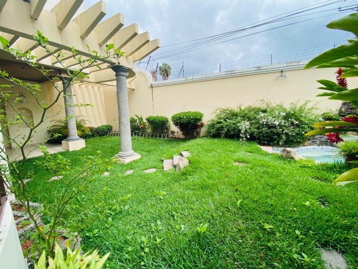 Madreselva- Santa Elena, casa en venta. - 2