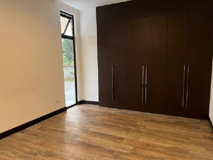 APARTAMENTO EN RENTA EN ZONA 16 — foto 5
