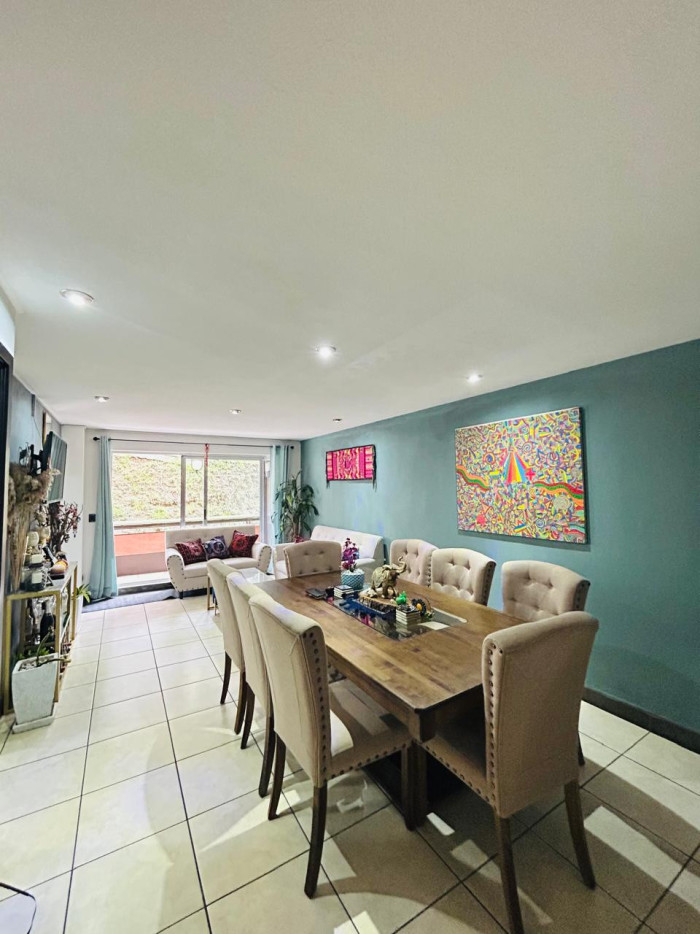 Apartamento en venta en zona 16 con cocina renovada — foto 3