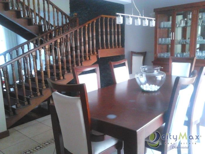 LINDA CASA EN VENTA ZONA 16 LA MONTAÑA - Miniatura 5