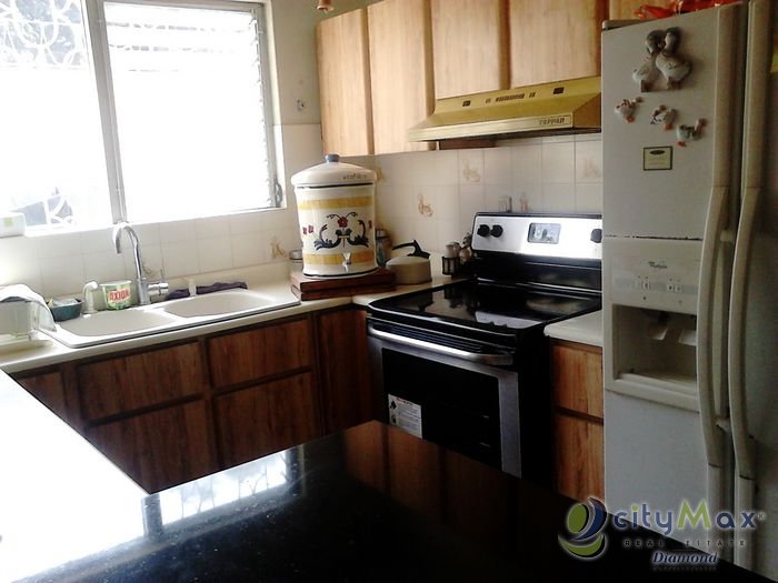 LINDA CASA EN VENTA ZONA 16 LA MONTAÑA - Miniatura 6