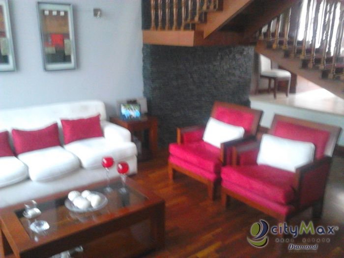 LINDA CASA EN VENTA ZONA 16 LA MONTAÑA - Image 1