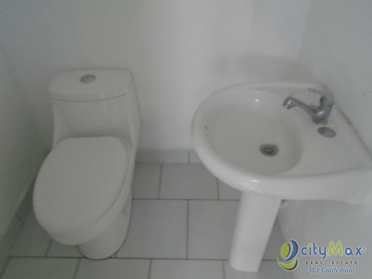 Local en Renta para Oficina o Academia en San Cristobal - Miniatura 3