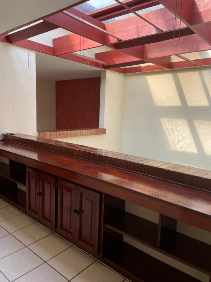 CASA AMUEBLADA EN RENTA EN CONDOMINIO DE ZONA 10 - Miniatura 6