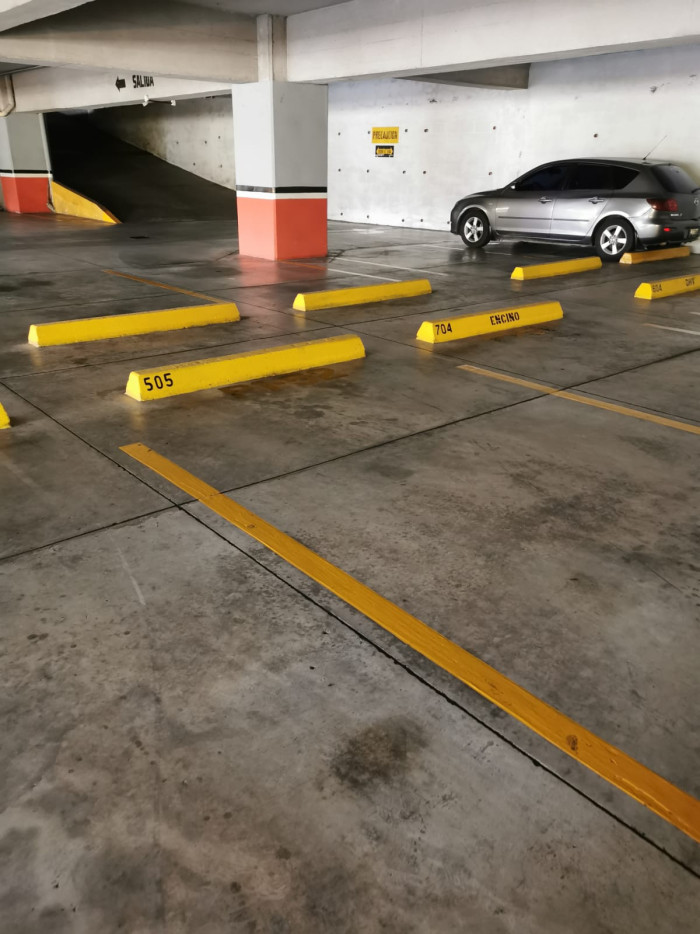 OFICINA EN #RENTA Y #VENTA EN MUXBAL - 14