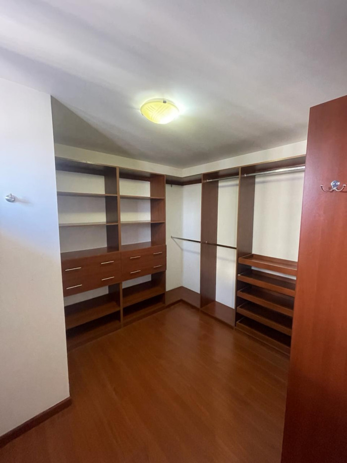 En Renta amplio Apartamento en Zona 15 Vista Hermosa - Miniatura 7