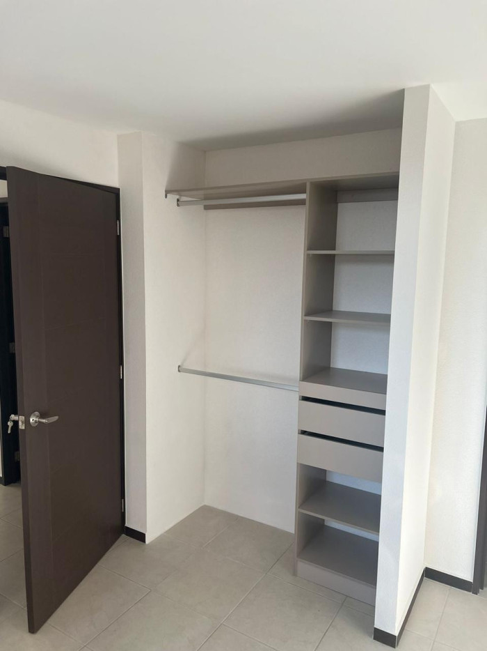 Apartamento en Renta Parque San Jorge Zona 11 - Image 3