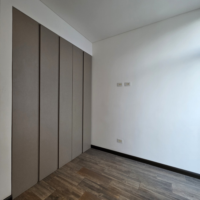 Apartamento amueblado en Alquiler Lirios de Cayala Z.16 - Miniatura 19