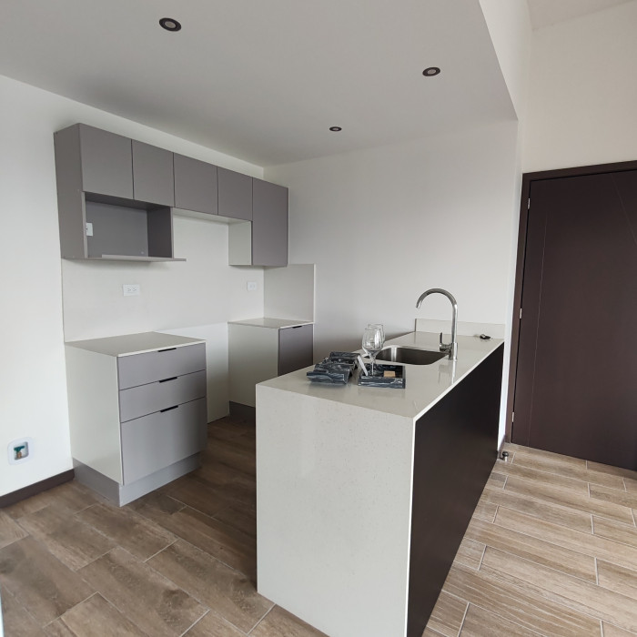 Apartamento de 3 Habitaciones en venta Altaire z.11 - Miniatura 3