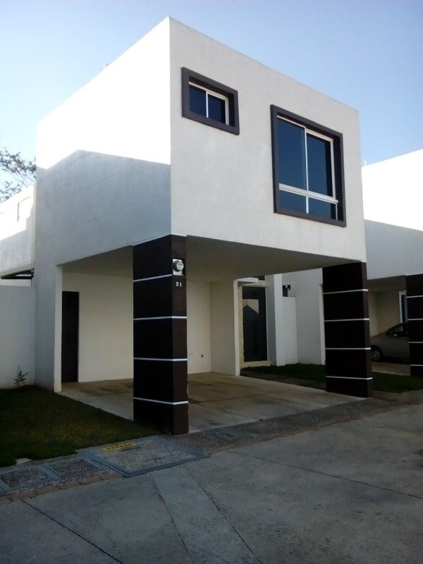 BELLA CASA NUEVA!! EN RENTA Carr.Salvador