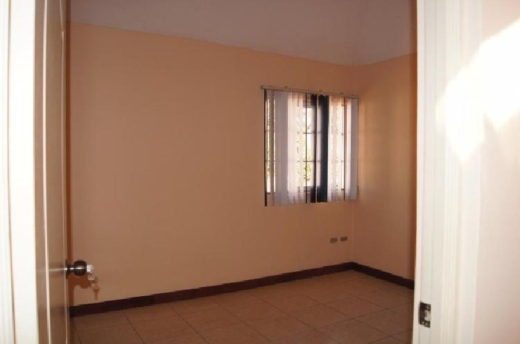 CASA EN VENTA EN KM 18.5 CAES CONDOMINIO LA ESTANCIA