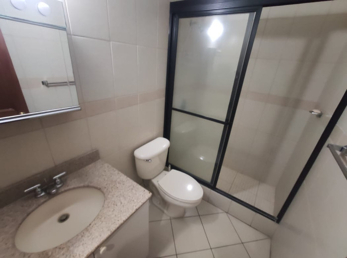 Apartamento en #renta zona 10 - Miniatura 6