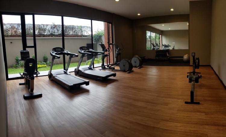 AMPLIO Apartamento en Venta ZONA 14 - Miniatura 17
