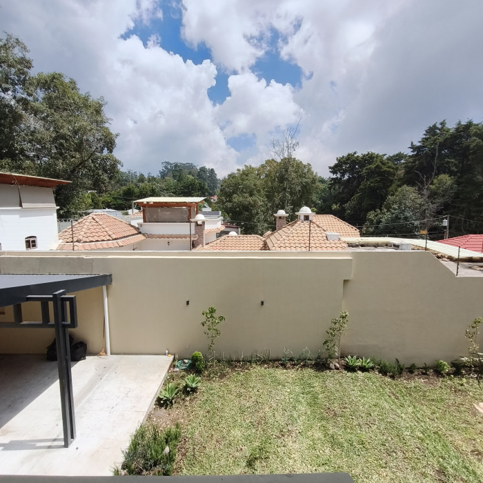 Espectacular Casa en Venta San Lucas Sacatepequez - Miniatura 18