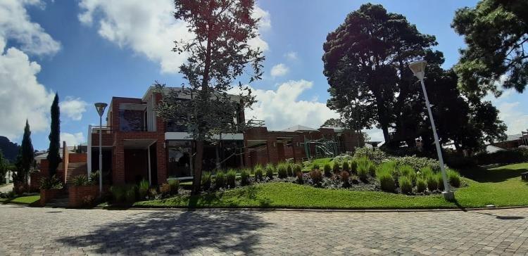 Residencia en venta en Condominio Santa Catarina Guate - Miniatura 15