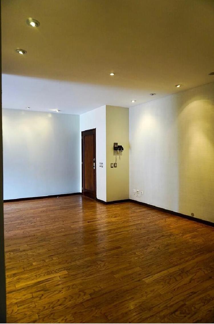 Venta de amplio apartamento, Edificio Plenum zona 14 - Image 2