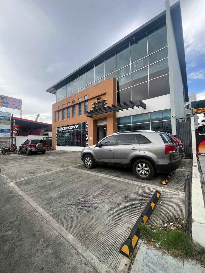 Local comercial en alquiler en 2do nivel La Castellana - 6