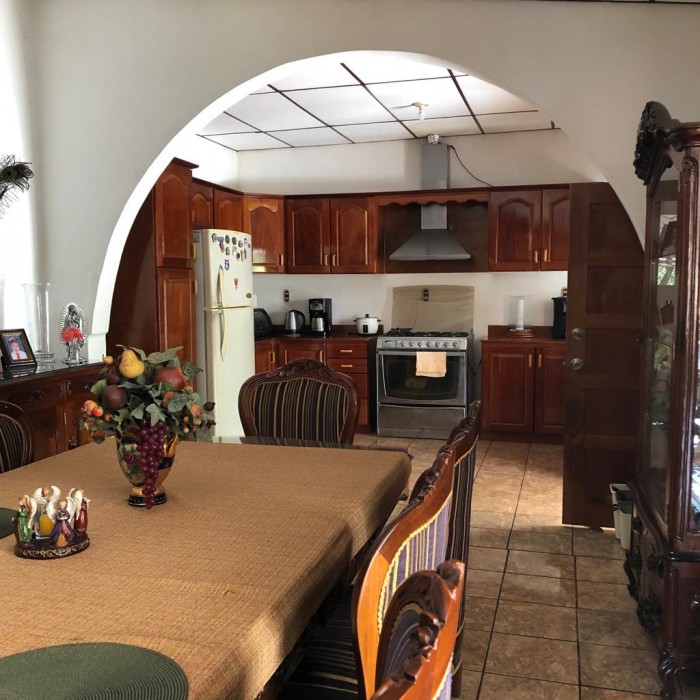 Hermosa Quinta en venta en Santa Ana - 19