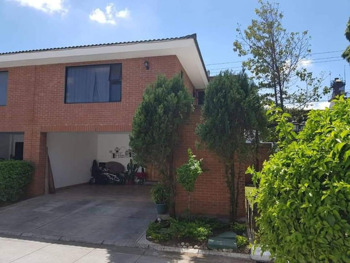 Exclusivo Residencial Las Charcas, Zona 11. - Miniatura 8